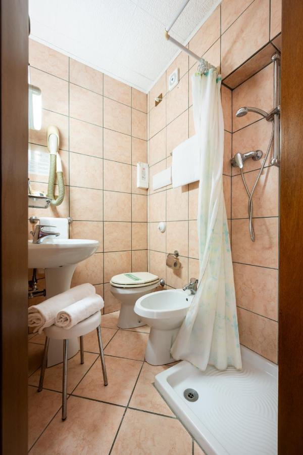 Camelia Rooms Venice Guesthouse Местре Экстерьер фото