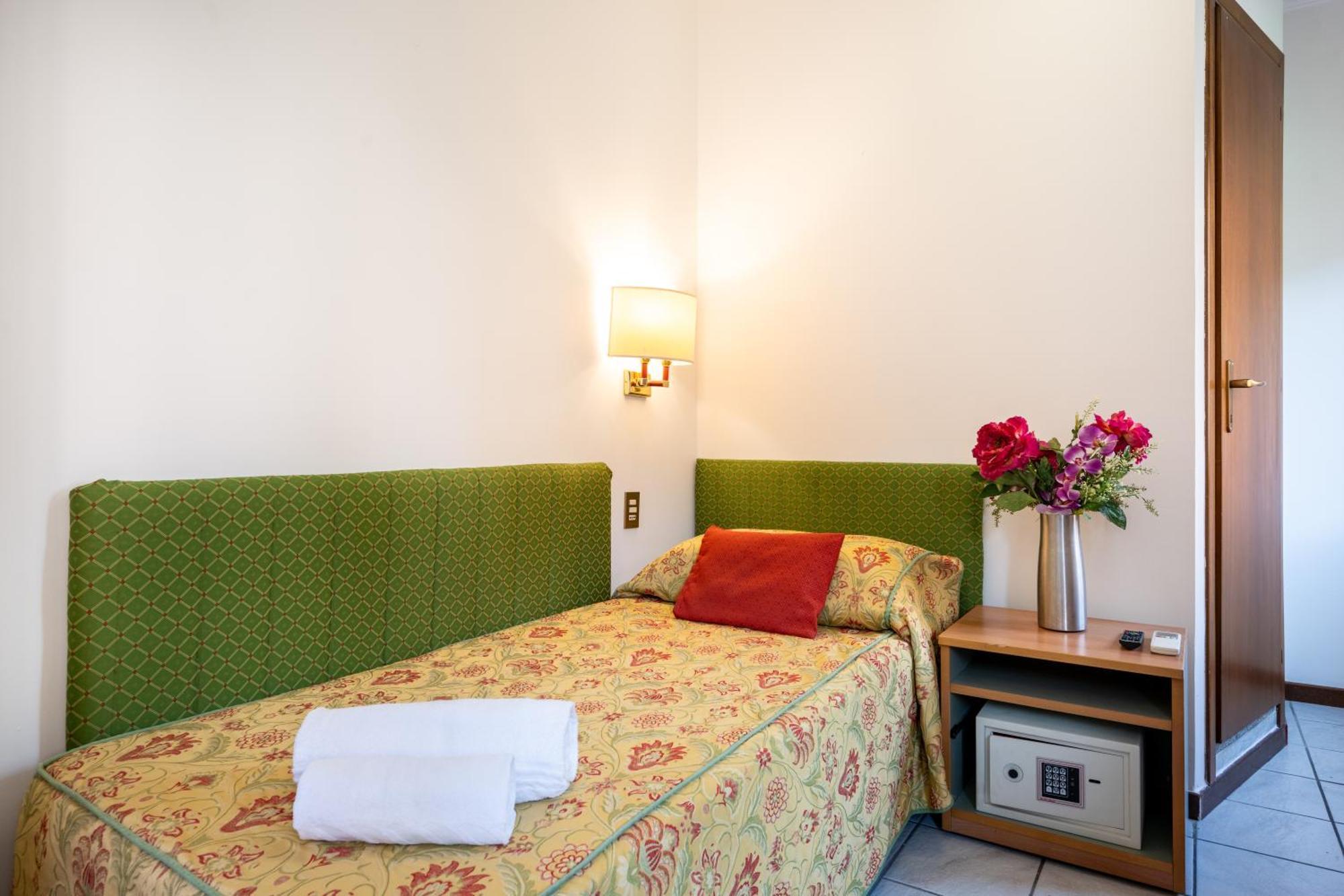 Camelia Rooms Venice Guesthouse Местре Экстерьер фото